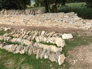 Building a Cotswold stone wall