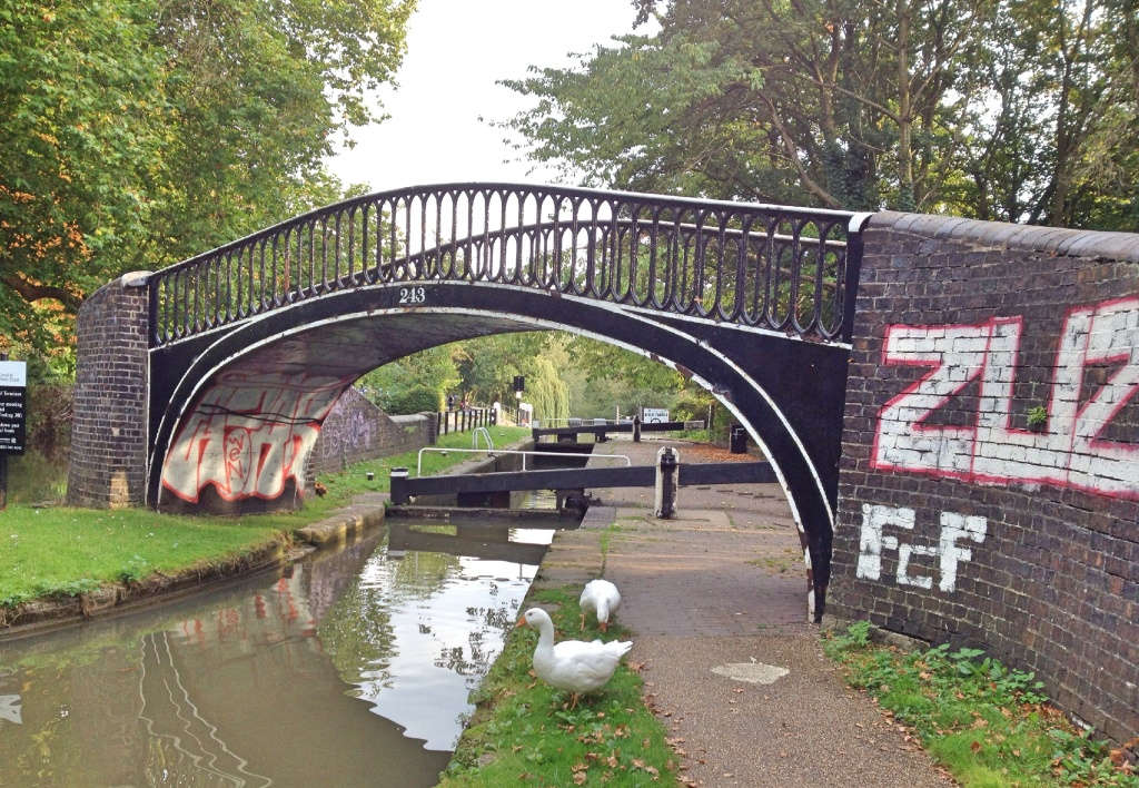 Bridge 243, Oxford Canal