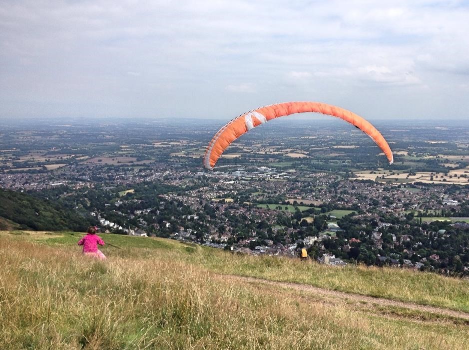 Waiting for the paragliders, Malvern Hills