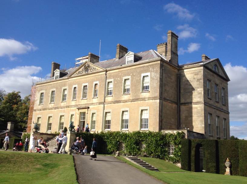 Buscot House