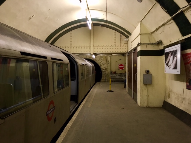 Western platform, Aldwych