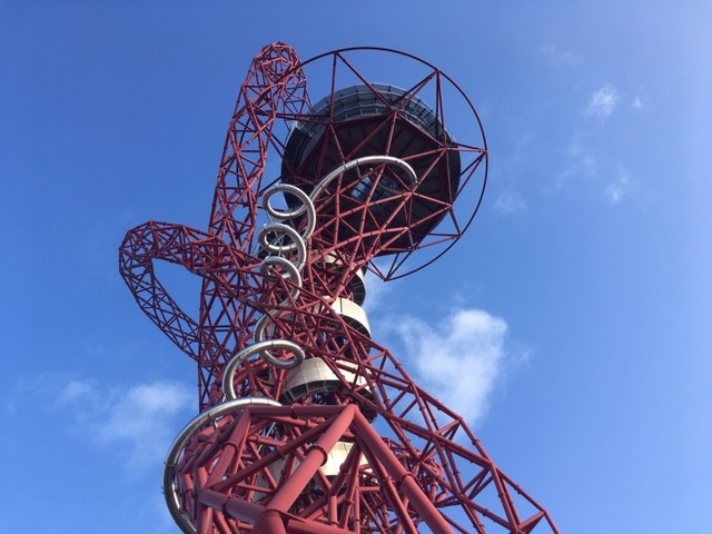 London opens world's tallest, longest tunnel slide